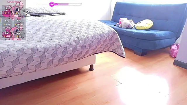 _lucysmith's cam snapshot