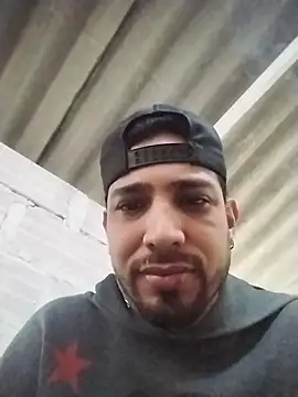 ashtoncooperr live sex cam