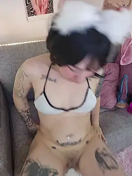 dirty_diiana's cam snapshot