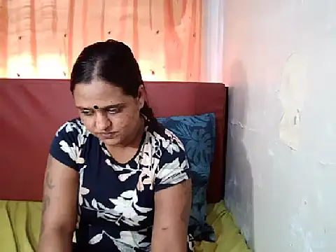 Indian_sunshine's cam snapshot