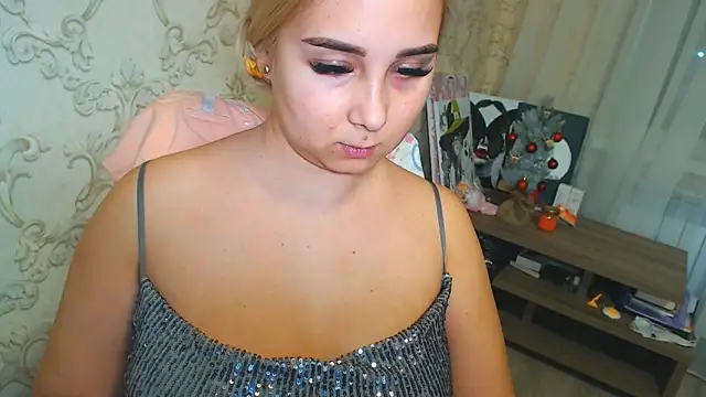 DolphinDreams's cam snapshot