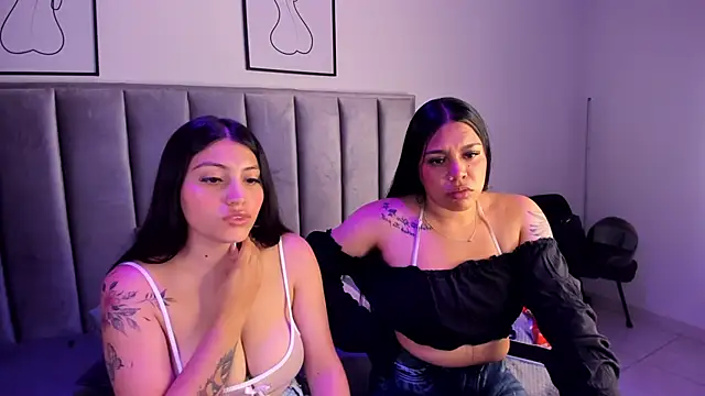 Kyla_Left's cam snapshot