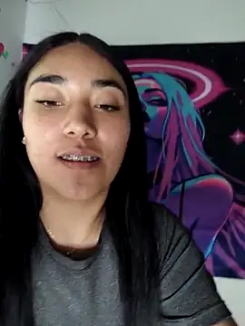 AmberGold-'s cam snapshot