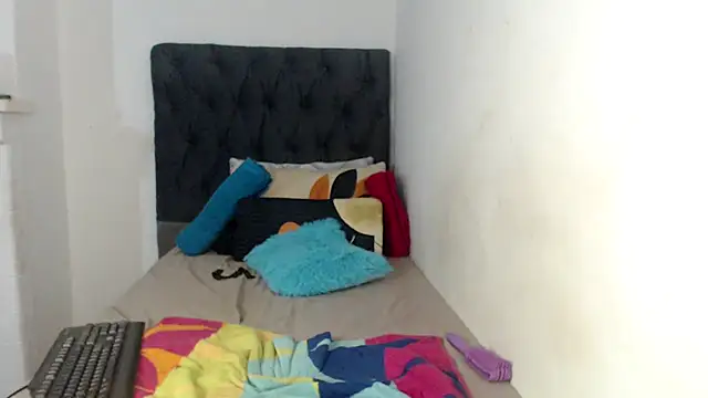 MissLola026's cam snapshot