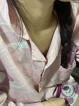 Mina048's cam snapshot