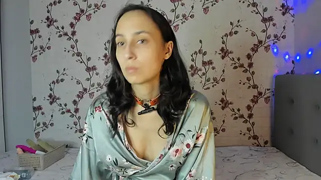 Alisagold90's cam snapshot