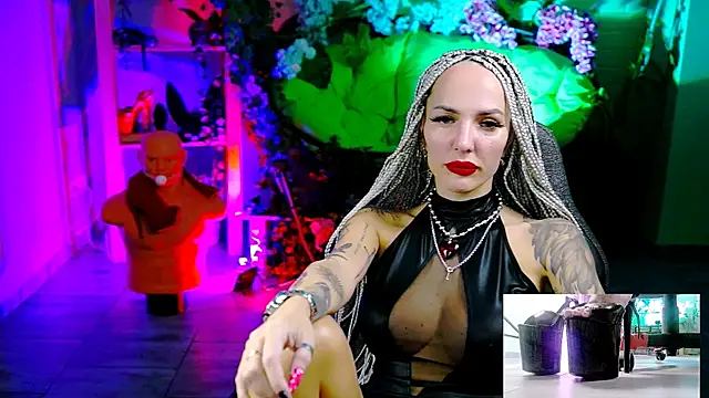 MonicaMaxwel's cam snapshot