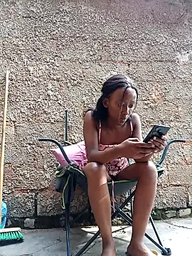 Petite_24's cam snapshot