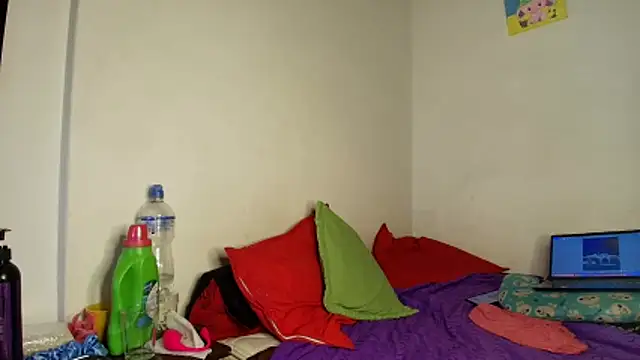 luisahot_9727's cam snapshot