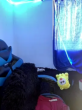 Luna_SofiaXX live sex cam