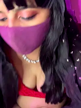 HeartQueen05's cam snapshot