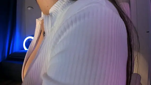 akura011 live sex cam