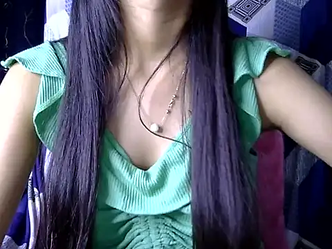 Riva_arora01's cam snapshot