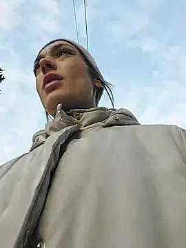 SheTheDeeevil live sex cam