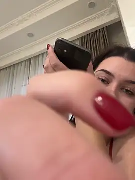 KikiWatson live sex cam