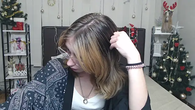 TracyLll's cam snapshot