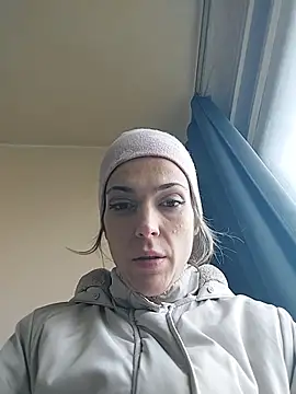 SheTheDeeevil live sex cam