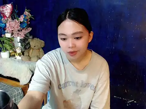 lustfullakim live sex cam