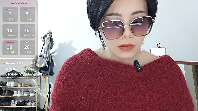 Lulu-uu live sex cam