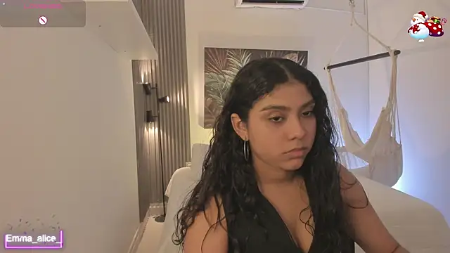 emma_alice_'s cam snapshot