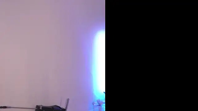 Tattitude_'s cam snapshot