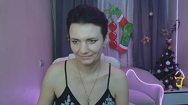 AvaSaturnian's cam snapshot