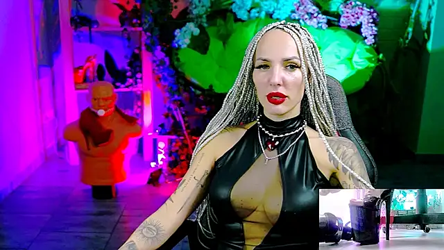 MonicaMaxwel's cam snapshot