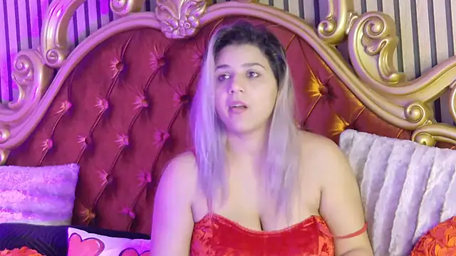 SweetMissXXX's cam snapshot