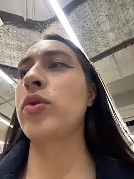 Holly_Play's cam snapshot