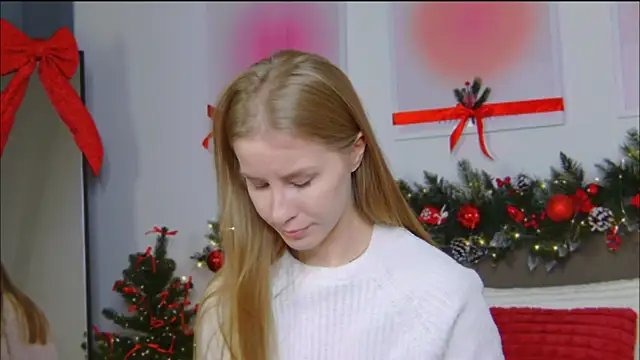 VioletiSwone's cam snapshot