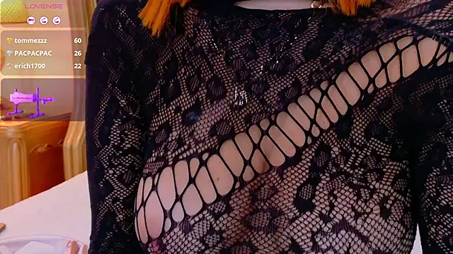 AdelinaVans's cam snapshot