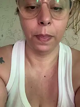 LupitaHaze's cam snapshot