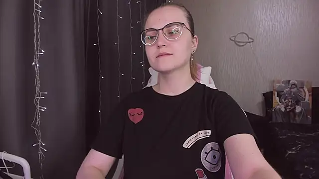 MissBrightShine's cam snapshot