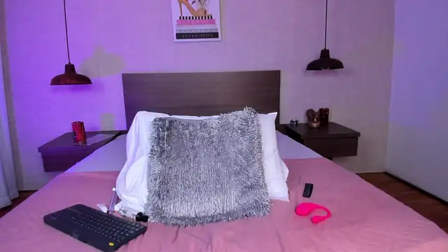 cloehill_'s cam snapshot