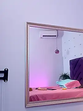 Queenndevil live sex cam