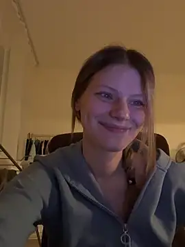 MaryHiggins live sex cam