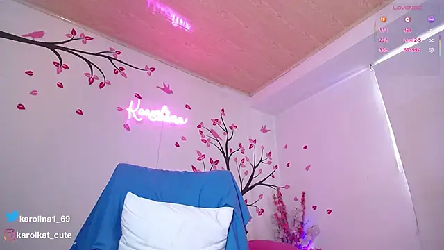 Karolina_1 live sex cam