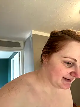 GingerSnap33 live sex cam