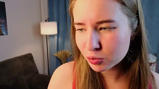 MowasaBritten live sex cam