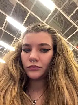 Holy_Tereza's cam snapshot