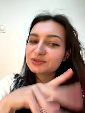 lunalovelee live sex cam