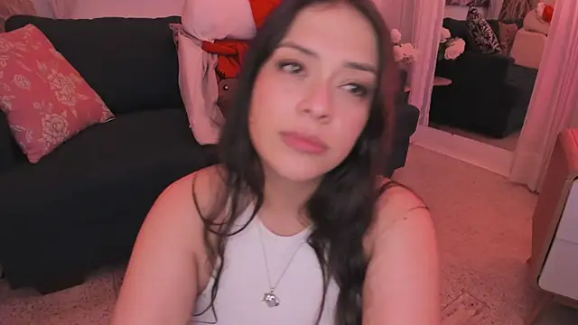 Nicolle_W's cam snapshot