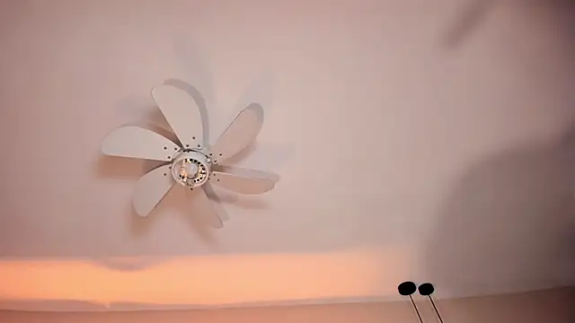 AbbieJoness_'s cam snapshot