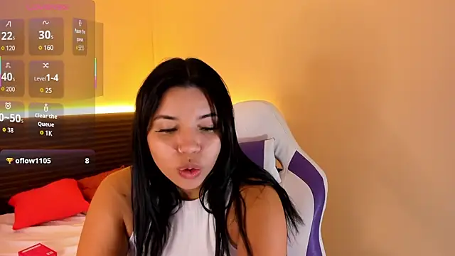 Lucy_Strong's cam snapshot