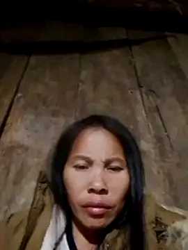 Ana_hoa live sex cam