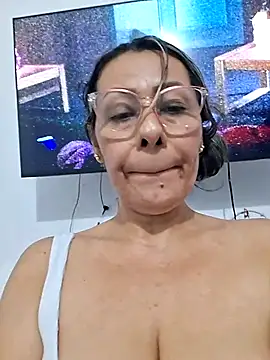 Mia-funny20 live sex cam