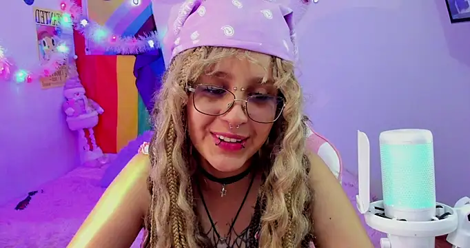 NekoWaifu's cam snapshot