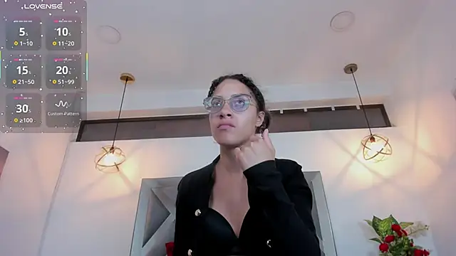 Hanna_Cornee_'s cam snapshot