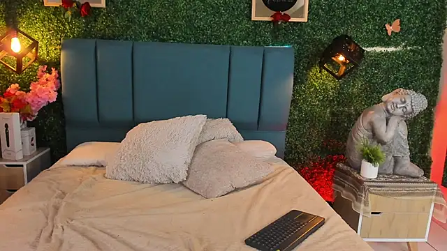 Linagh_'s cam snapshot