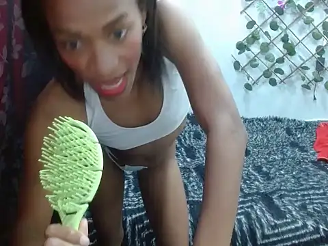 Melani_ebony's cam snapshot